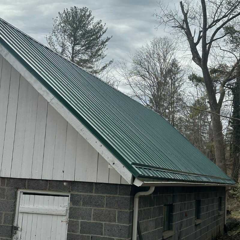 Affordable Roofing Service in Jonhson City, TN - Rolando Roofing LLC (5)